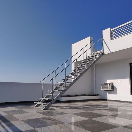 Pride Home Nayagaon Екстериор снимка