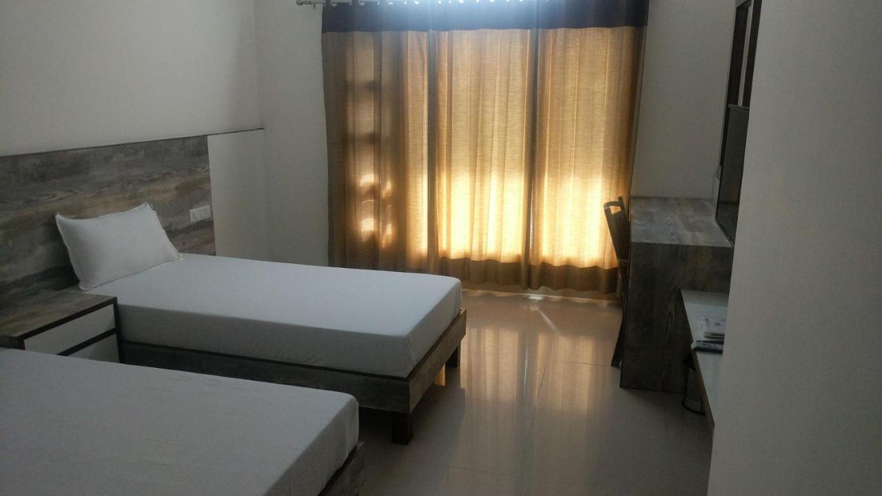 Pride Home Nayagaon Екстериор снимка