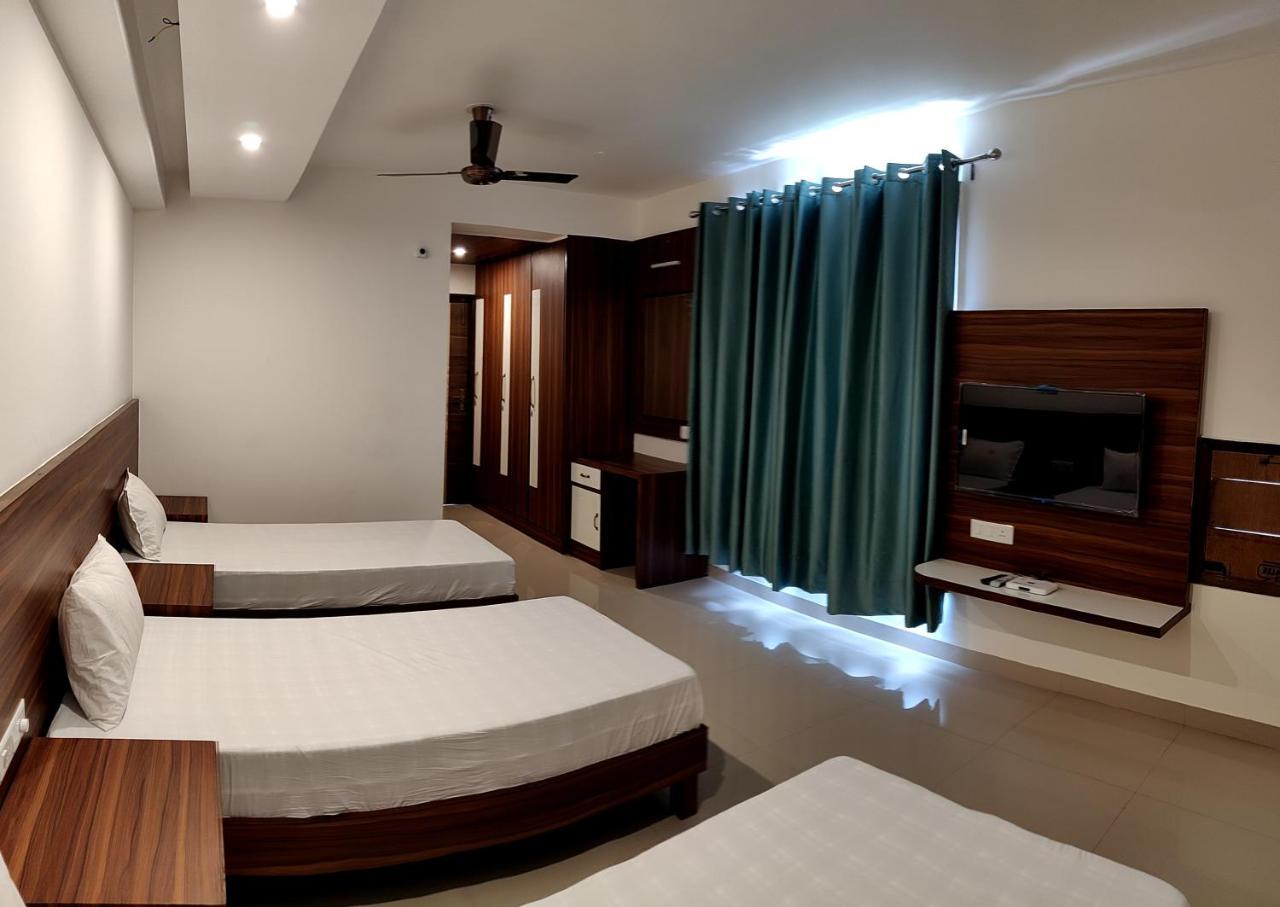 Pride Home Nayagaon Екстериор снимка